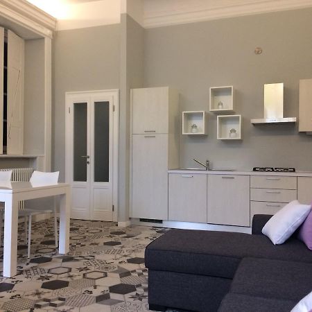 Garibaldi 1 Villa Angera Ngoại thất bức ảnh