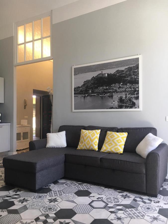 Garibaldi 1 Villa Angera Ngoại thất bức ảnh